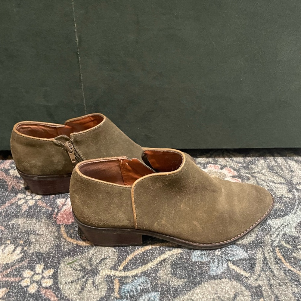Lucky Brand Women’s Olive Suede Slip-On Shoes